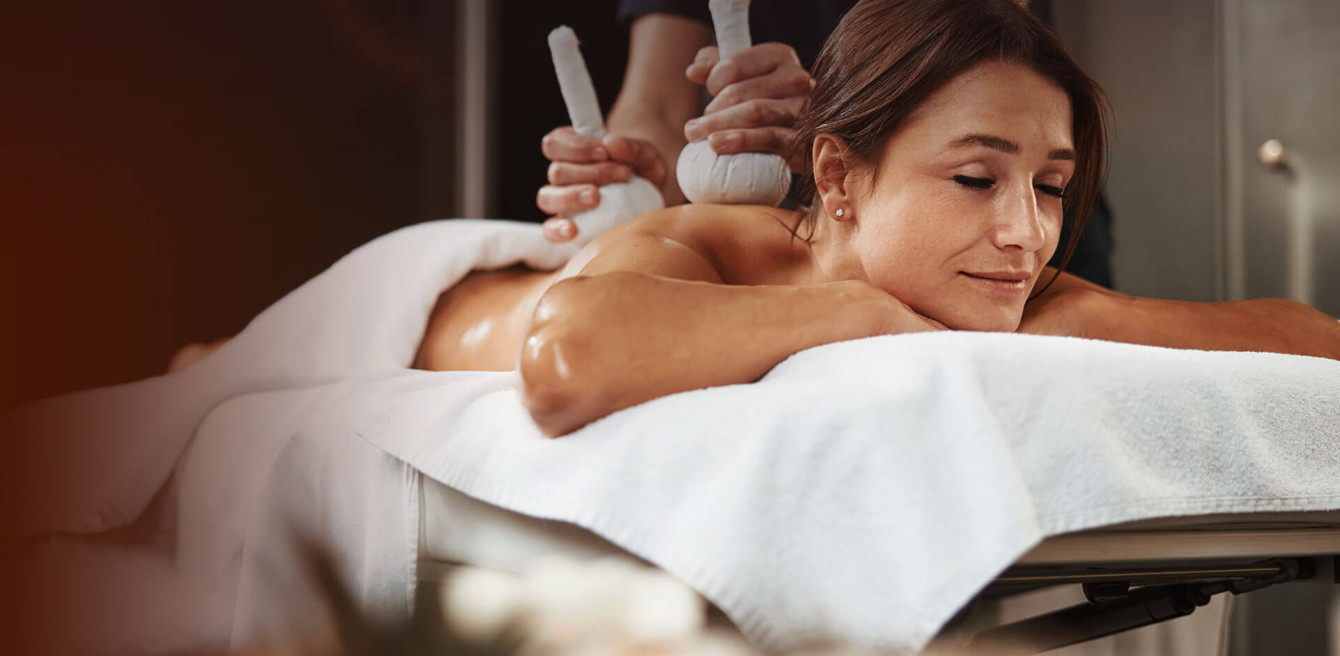 Relaxing Massage - AYURNA Spa Treatment